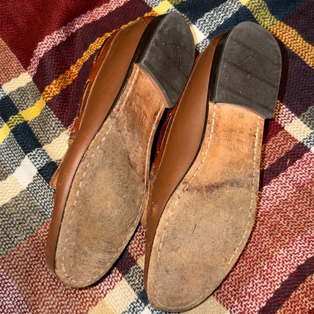 GH Bass Weejuns women’s 9.5 9 1/2 loafers brown Leather Tassel slip on classic - Picture 10 of 11